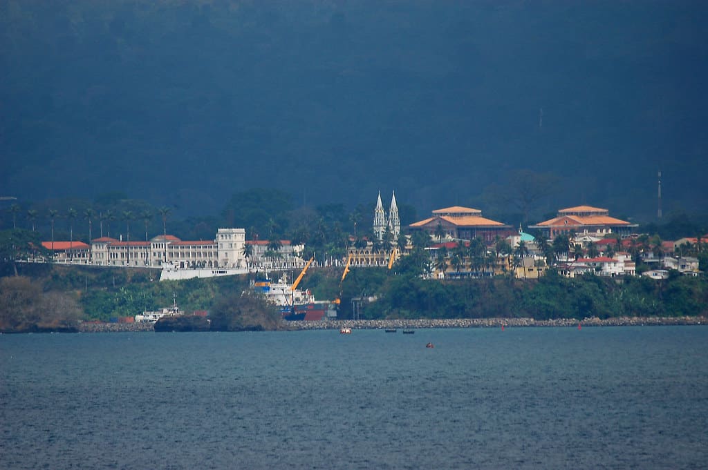 Expat financial advisor in Equatorial Guinea 