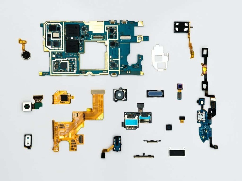 If you want to invest in companies with a vision for the future, tech is the place to start