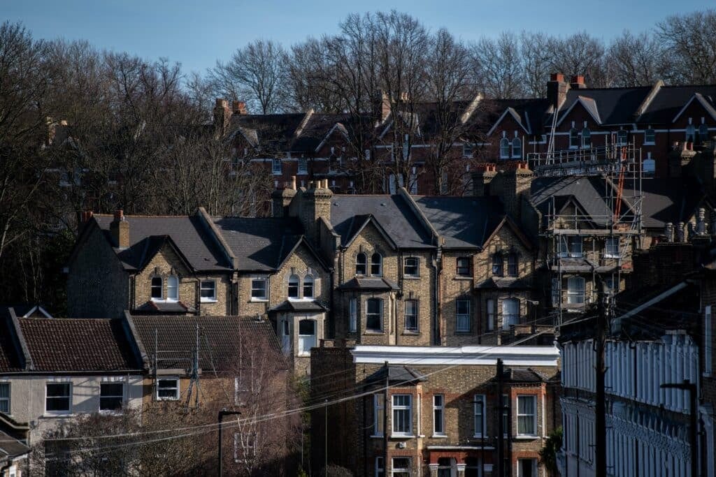 House price crash in the UK in 2022