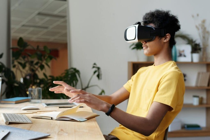 There is a lot of risk inherent in investing in tech stocks in 2023