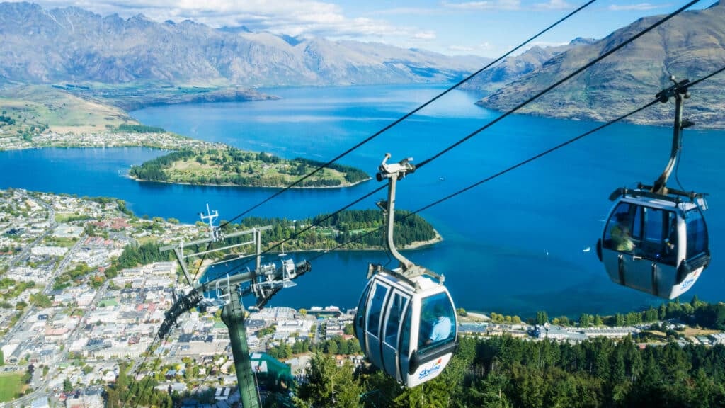 What Are The Best Ways Of Sending Money Out Of New Zealand? 