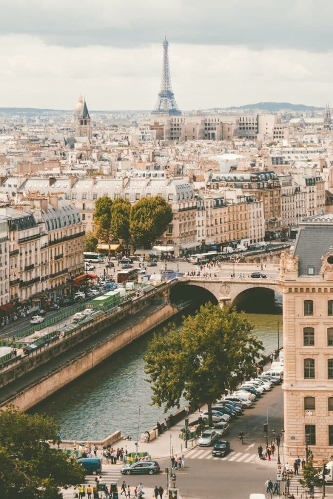 Assurance vie France non-resident plans are low-risk investment options with tax-free growth. Photo by Ilnur Kalimullin on Unsplash 