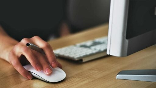an investor checking protection scheme online