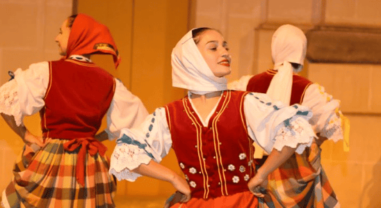 retiring in malta dress