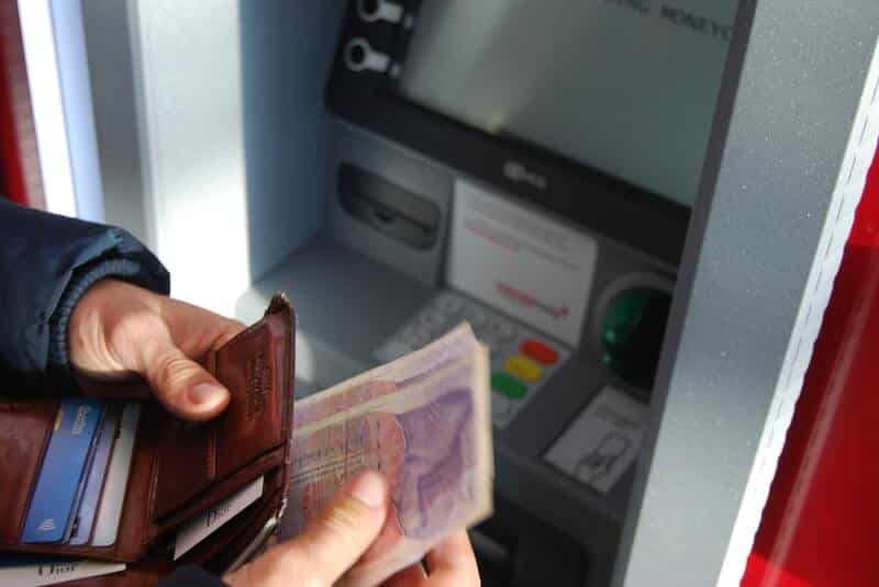 Check reviews and news before choosing a bank in Puerto Rico.