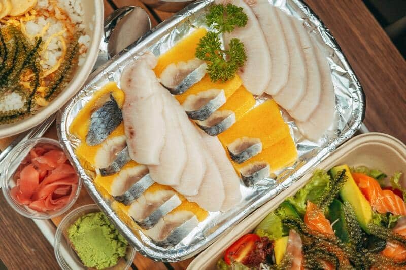 The best Caribbean islands for expats boast some of the world's most delicious and freshest tropical and seafood dishes. Photo by FOX