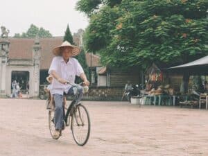 Investing in Vietnam real estate offers several benefits for investors. Firstly, the property market in Vietnam has shown strong capital appreciation over the years. As the country continues to attract foreign direct investment and experience economic growth, property values are expected to increase.