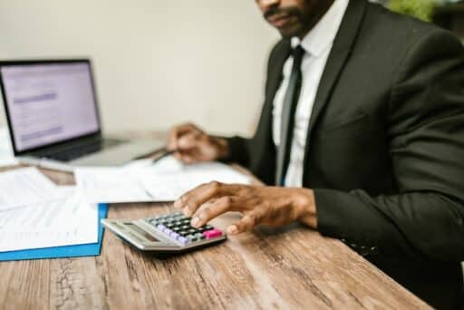 Expat financial advisors can help you with your finances while abroad, and even help you set up international accounts.