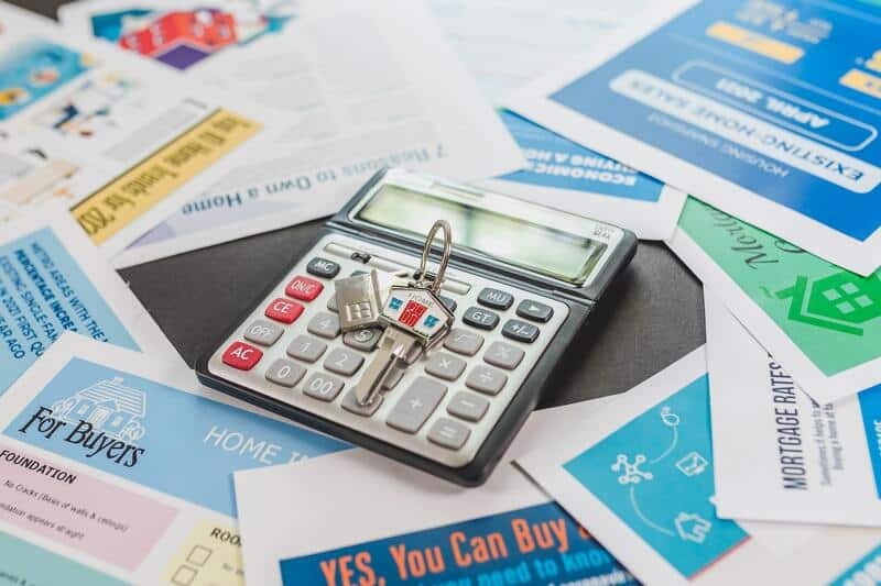 REITs are offered in Singapore investment platforms. Photo by RODNAE Productions