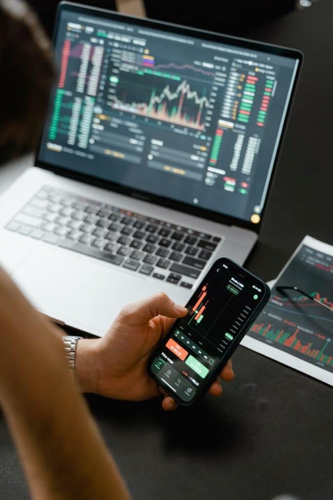 Alternative investment platforms in Hong Kong have made it more convenient and affordable for investors to diversify their portfolios. Photo by Tima Miroshnichenko