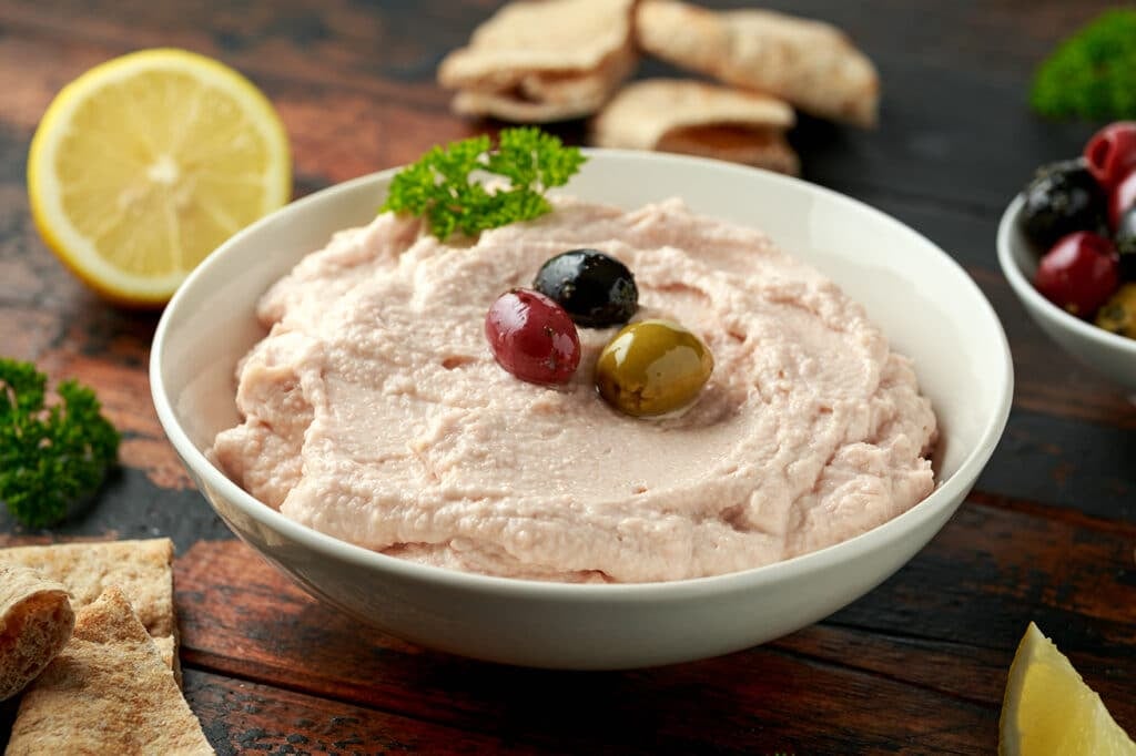 retiring in greece food