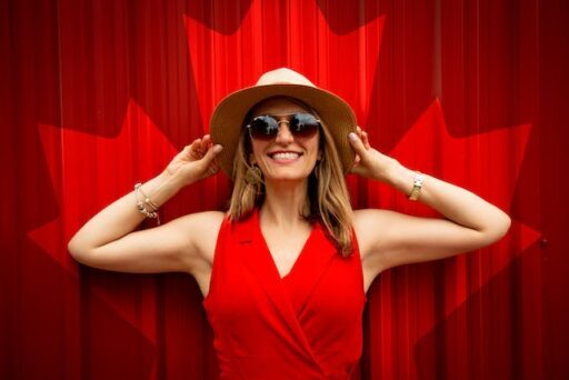 Canada welcomes international investors and offers various investment opportunities to suit their needs. The country's government has implemented programs and incentives to attract foreign investment and stimulate economic growth.