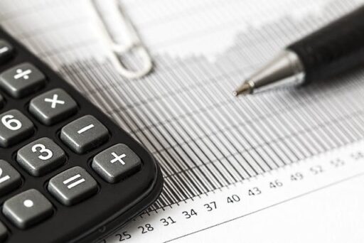 calculating expat tax in Greece