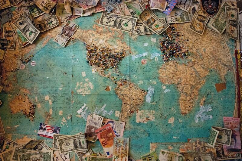How To Send Money From Egypt To USA. Photo by Christine Roy on Unsplash