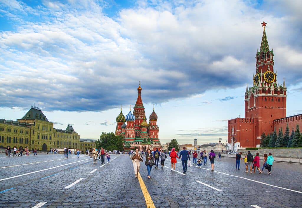 Getting money out of Russia as an expat