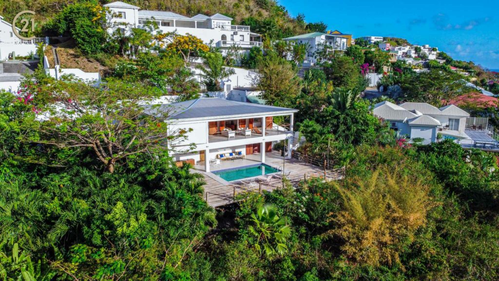 cost of living in Sint Maarten: buying a villa