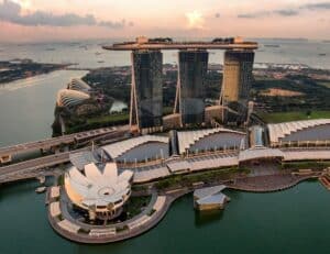 Investing in Singapore stocks can be tricky. Fortunately, we have a good guide for you.