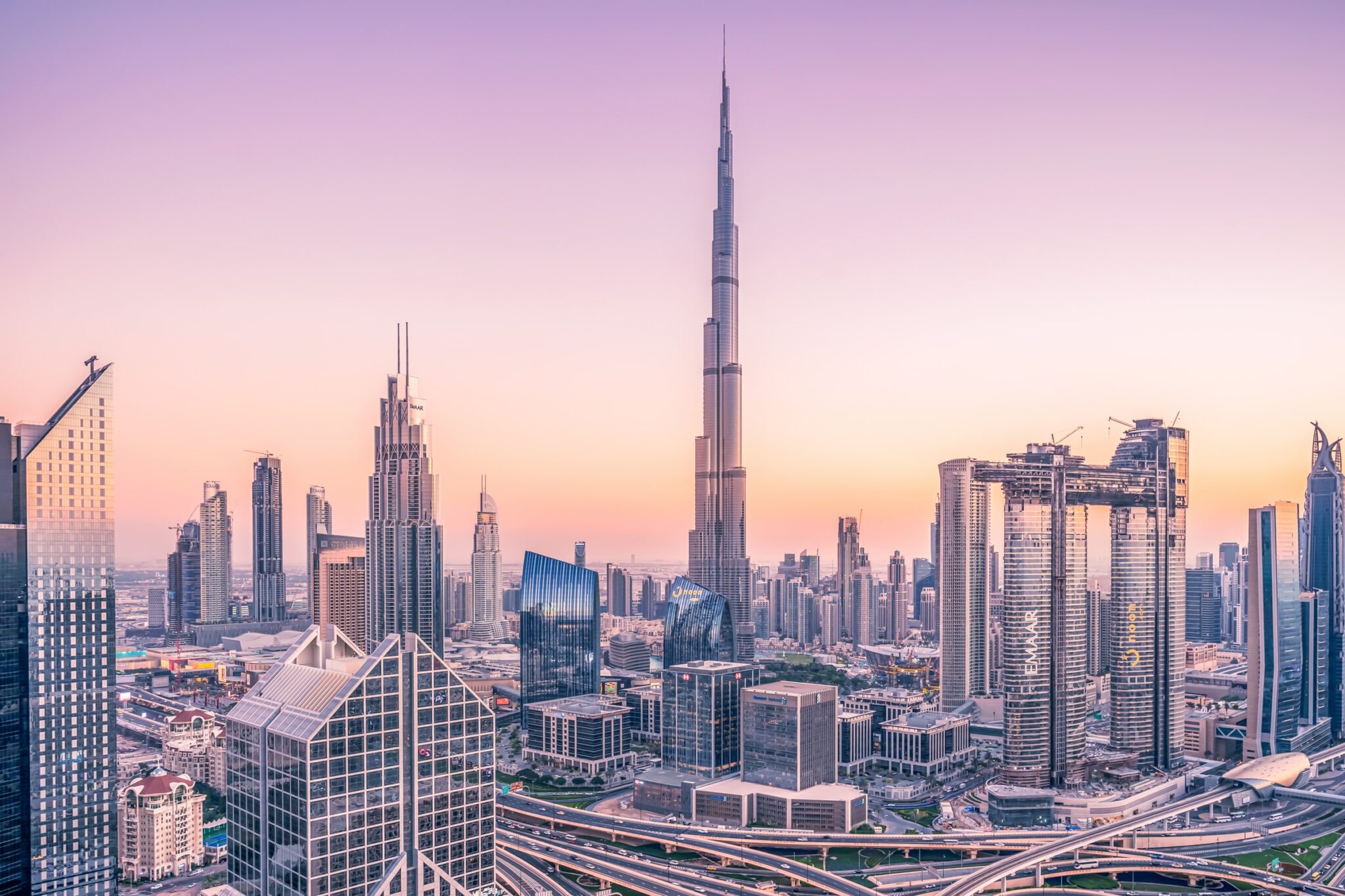 It's time to learn how to invest in the United Arab Emirates.
