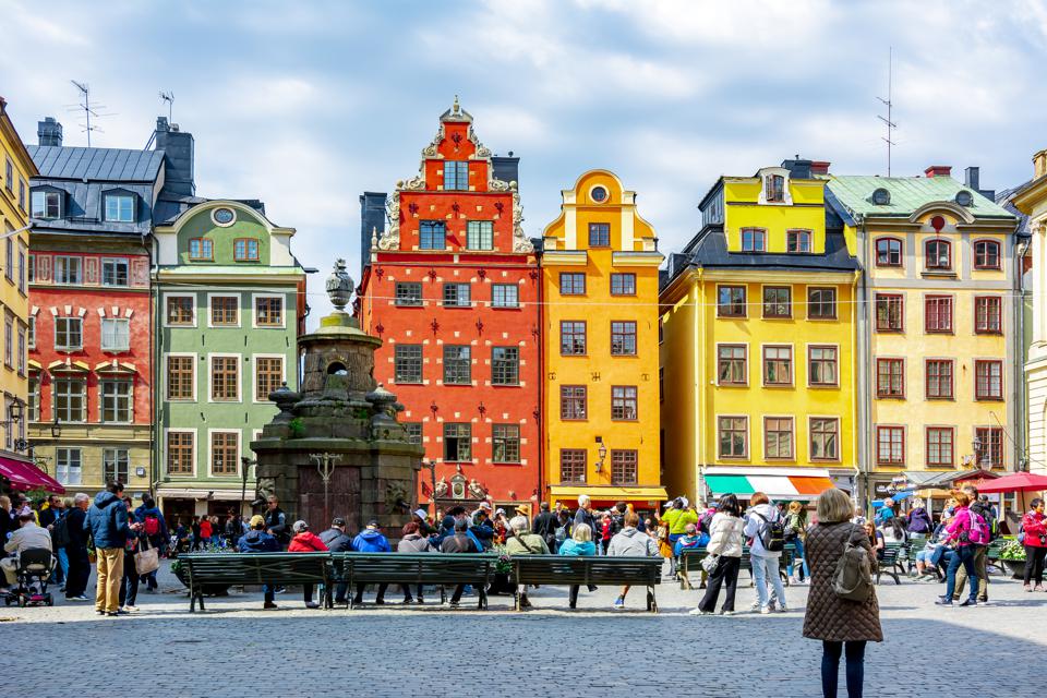 12 Best Countries for Wealthy Retirees