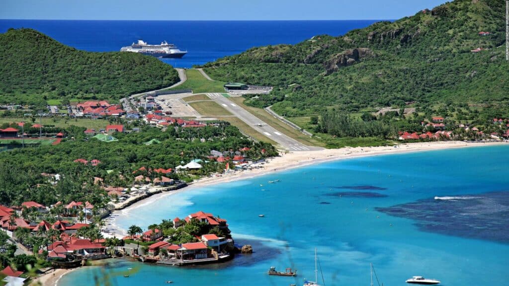 How To Move To Saint Barthelemy
