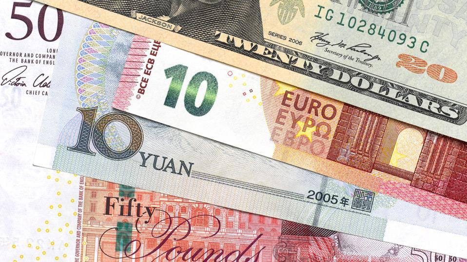 How To Manage Money As An Expat?