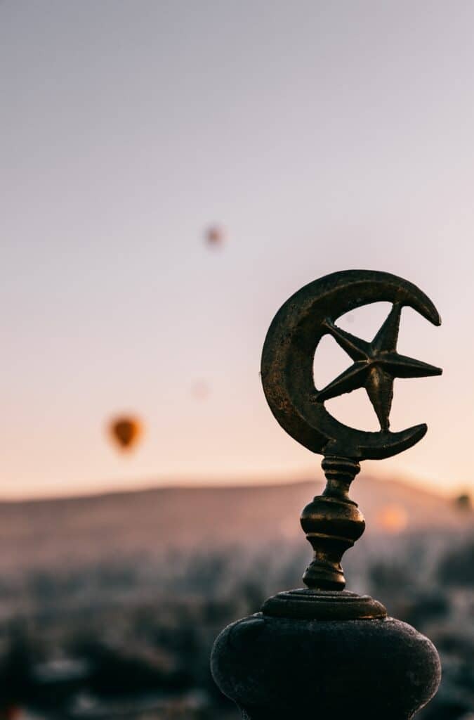 What are the best choices for Islamic investments in South Africa