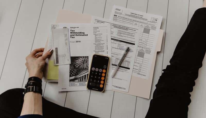 Filing, submission, and review of Vietnam income tax. Photo by Kelly Sikkema on Unsplash 