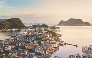 Norway wealth tax for expats. Photo by Jarand K. Løkeland on Unsplash