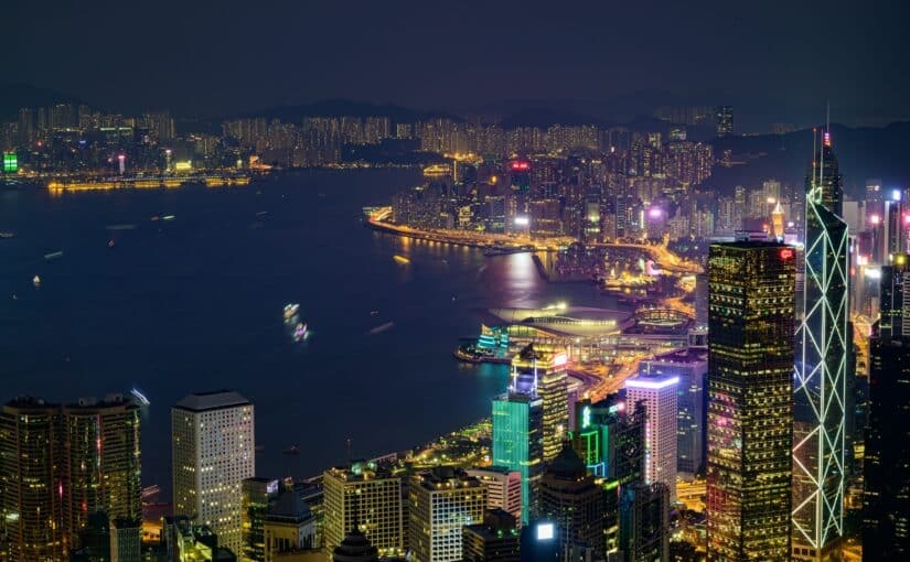 Investing in US ETFs from Hong Kong: An expat’s guide