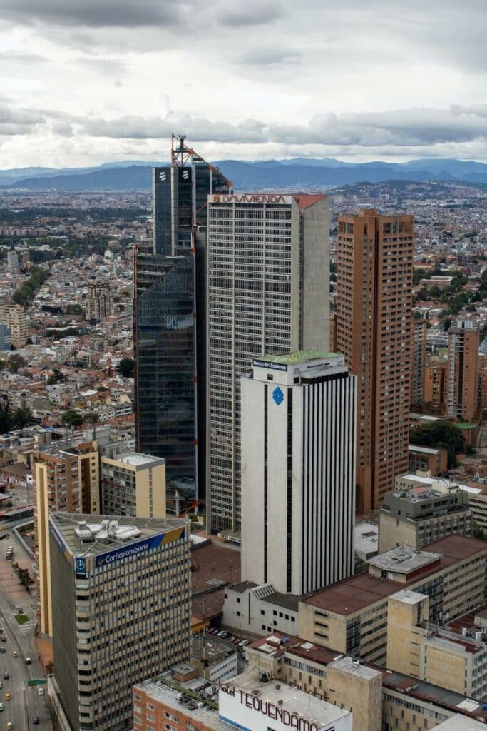 Davivienda is among the best banks in Colombia for wealth management. Photo by David Vergara from Pexels