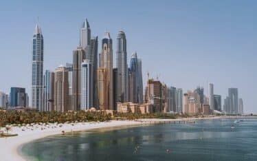 best banks in dubai for expats