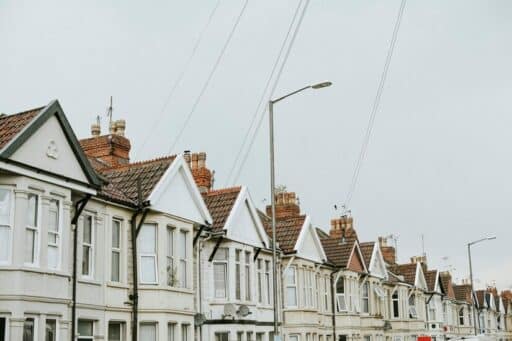 How to Find Distressed Properties Foreclosures in the UK.Image by rawpixel.com