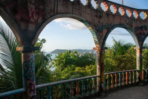 One of the most popular retirement destinations in Costa Rica is the Central Valley. This region, which includes cities like San Jose, Atenas, and Grecia, offers a pleasant climate, affordable living costs, and easy access to amenities. 