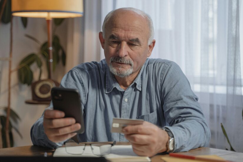 Can I save in a UK pension plan while living abroad?