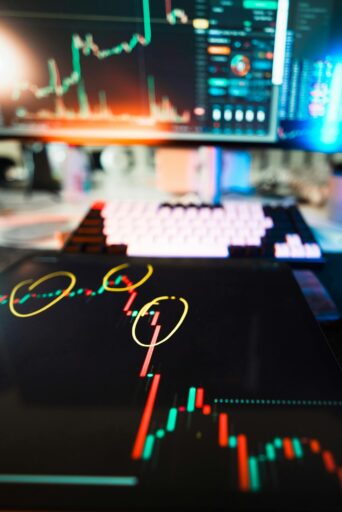 What is the 72 rule in wealth management?