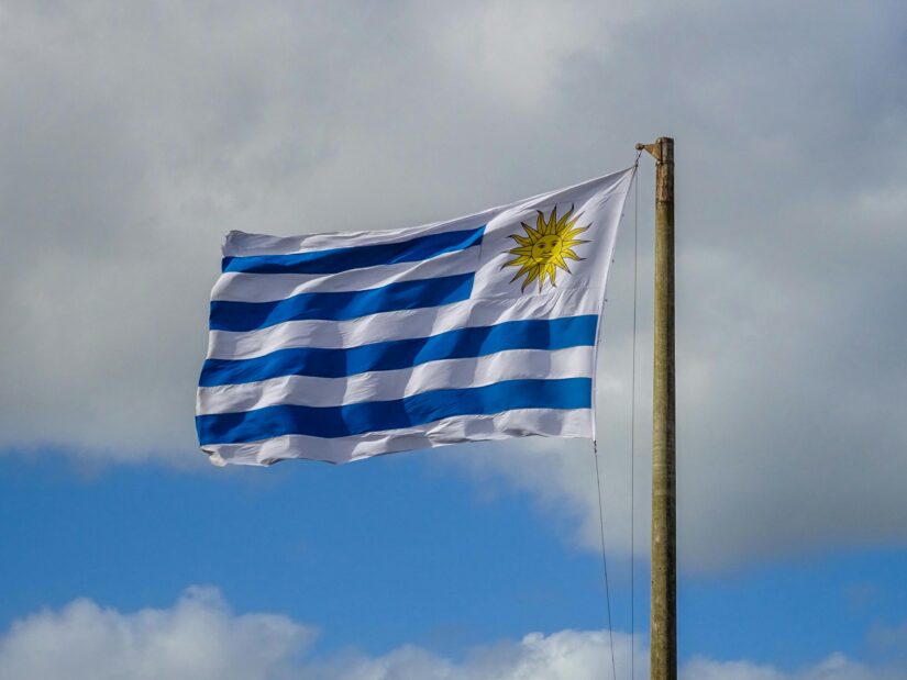 Uruguay independent means visa guide
