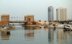 How to Open a Company in Bahrain: Advantages, Costs and Step-by-Step Guide