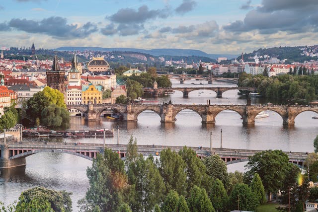 Expat Investment Advice in the Czech Republic